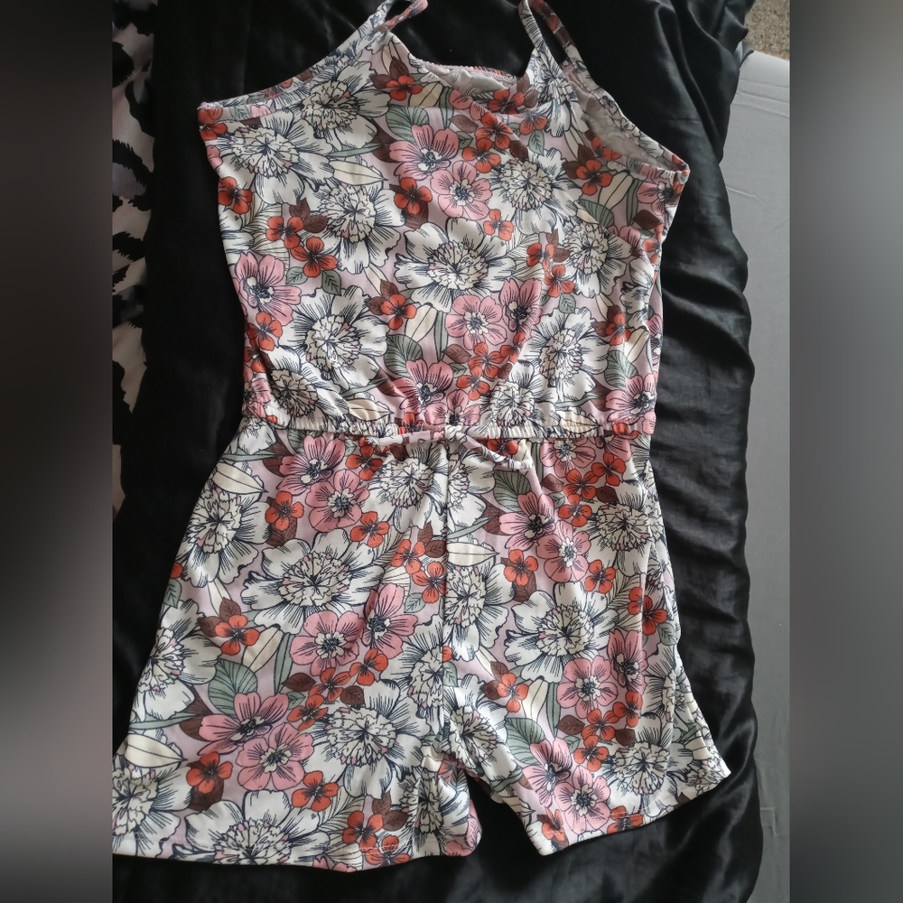 Girls romper!